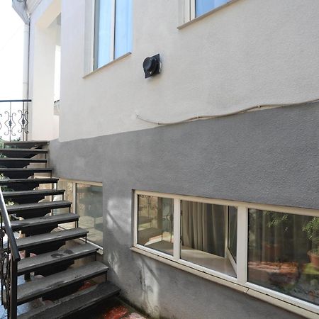 Aparthotel Rioni 쿠타이시 외부 사진